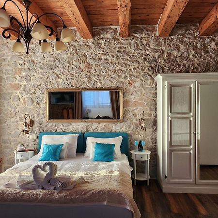 Boutique Vila Marijini Dvori Tribalj Екстериор снимка