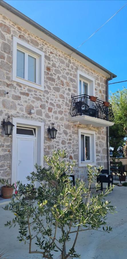 Boutique Vila Marijini Dvori Tribalj Екстериор снимка